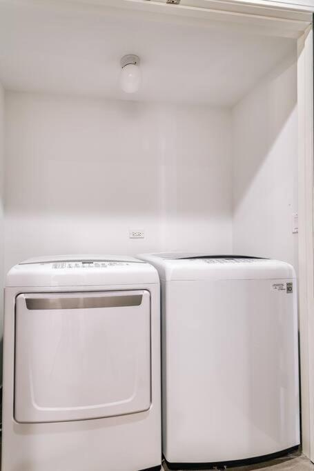 Immaculate Brand New Condo Downtown Chicago Exterior foto