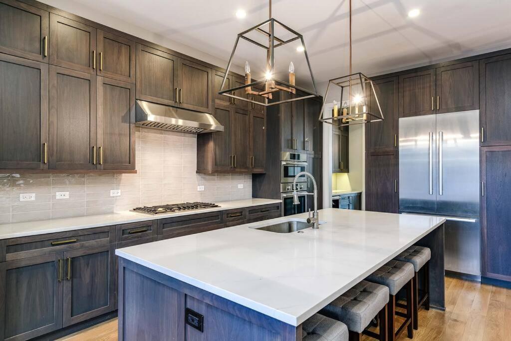 Immaculate Brand New Condo Downtown Chicago Exterior foto